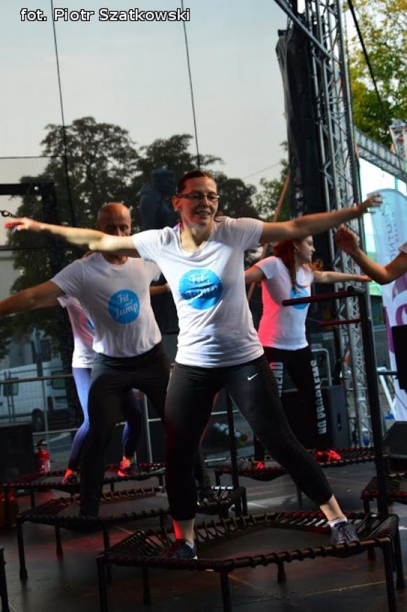 Finalista Masterchef gotuje dla mieszkańców, pokaz fitnessu i nasze portrety. Trzeci dzień na Święcie Róży