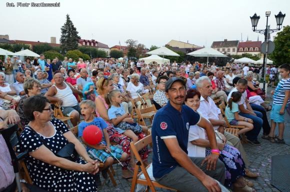 Finalista Masterchef gotuje dla mieszkańców, pokaz fitnessu i nasze portrety. Trzeci dzień na Święcie Róży