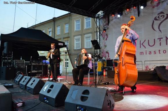 Finalista Masterchef gotuje dla mieszkańców, pokaz fitnessu i nasze portrety. Trzeci dzień na Święcie Róży