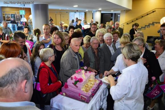 Dostali różane tabliczki na dom