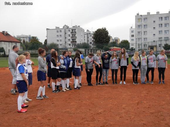 Dziewczyny z Kutna z wicemistrzostwem Polski Juniorek w softballu
