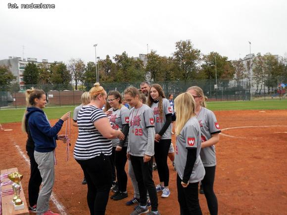Dziewczyny z Kutna z wicemistrzostwem Polski Juniorek w softballu
