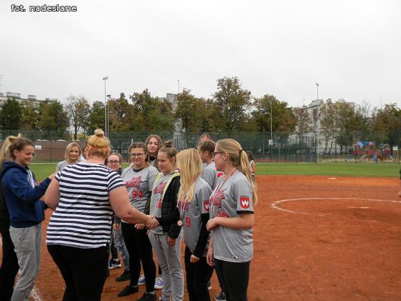Dziewczyny z Kutna z wicemistrzostwem Polski Juniorek w softballu