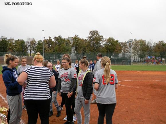Dziewczyny z Kutna z wicemistrzostwem Polski Juniorek w softballu