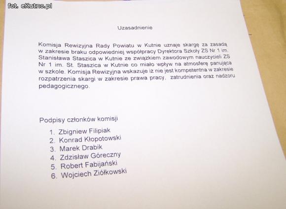 Skargi nauczycieli doczekały się uzasadnień. Janusz Pawlak powinien przestrzegać przepisów prawa wynikających z Karty Nauczyciela