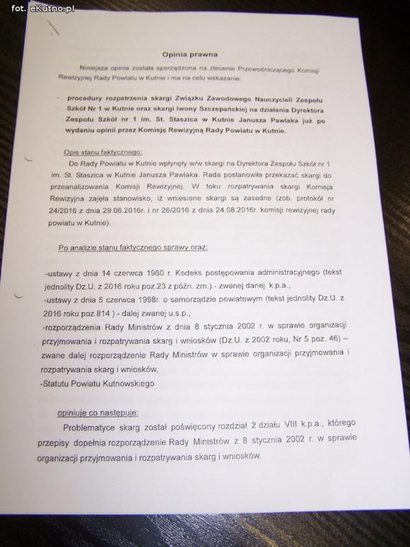 Skargi nauczycieli doczekały się uzasadnień. Janusz Pawlak powinien przestrzegać przepisów prawa wynikających z Karty Nauczyciela