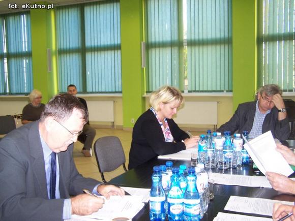 Skargi nauczycieli doczekały się uzasadnień. Janusz Pawlak powinien przestrzegać przepisów prawa wynikających z Karty Nauczyciela