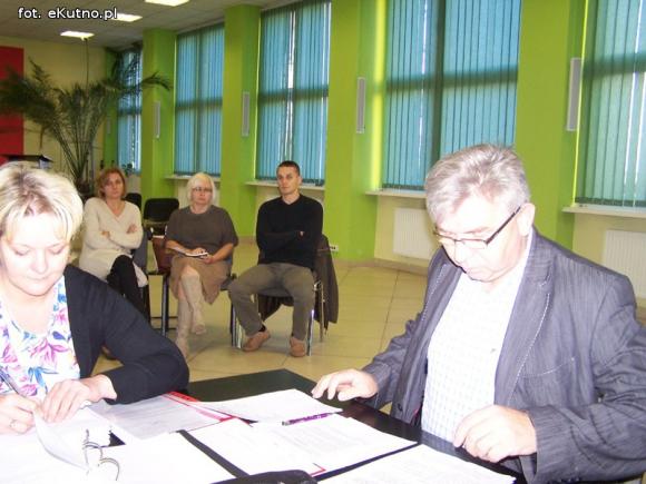 Skargi nauczycieli doczekały się uzasadnień. Janusz Pawlak powinien przestrzegać przepisów prawa wynikających z Karty Nauczyciela