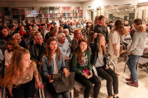 Nigdy nie jest się wolnym, jeśli się kogoś za bardzo podziwia. Kydryński w Kutnie