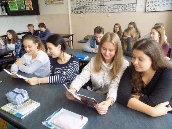 czytaj z eKutno.pl Sztafeta czytelnicza w 