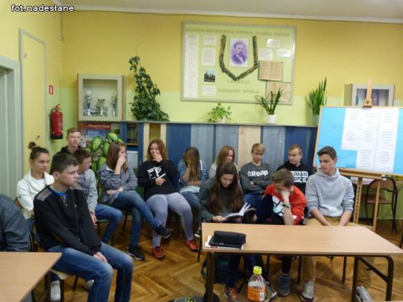 Czytelnicza Sztafeta Szkół trwa. Dziś pałeczkę przejęła 