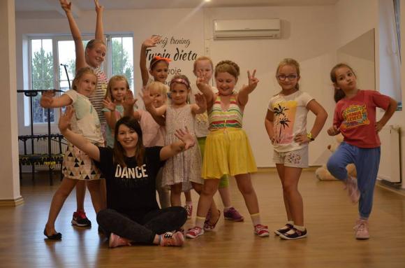 OGŁASZAMY NABÓR DO GRUP TANECZNYCH STREET DANCE STUDIO! TAŃCZ Z NAMI!