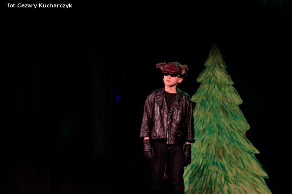 Czerwone kapturki po wakacjach. Rusza cykl Poranki Teatralne w niedziele