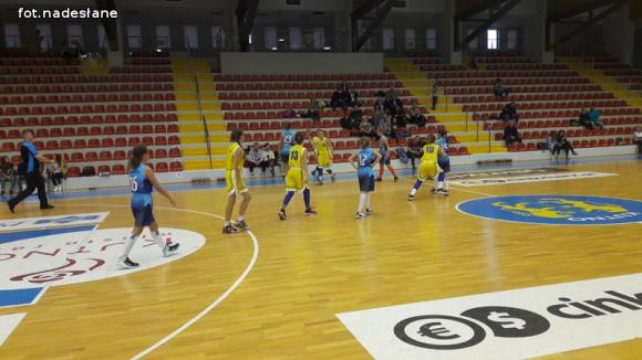 Zwycięstwo na inaugurację wojewódzkiej ligi  młodziczek