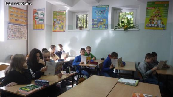 Dzisiaj Czytelnicza Sztafeta Szkół w Gimnazjum nr 2 w Kutnie