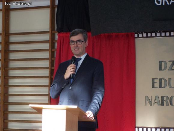 Spróbuj bez szkoły żyć! Nagrody Starosty dla nauczycieli