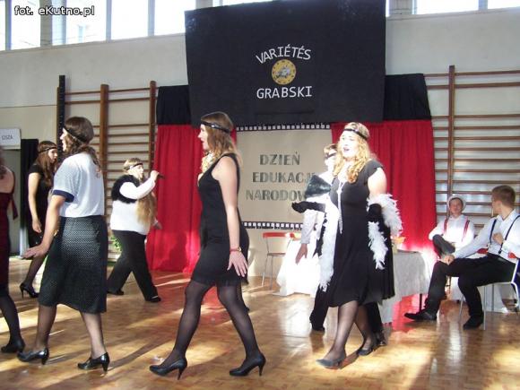 Spróbuj bez szkoły żyć! Nagrody Starosty dla nauczycieli