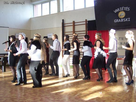 Spróbuj bez szkoły żyć! Nagrody Starosty dla nauczycieli