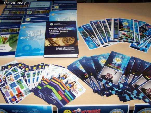 Trwają II Powiatowe Targi Pracy