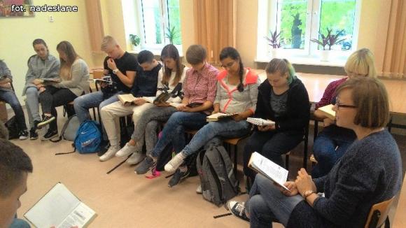 Czytelnicza Sztafeta w Zespole Szkół nr 2 w Kutnie