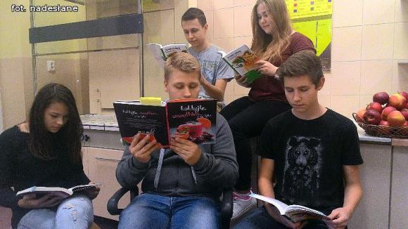 Czytelnicza Sztafeta w Zespole Szkół nr 2 w Kutnie