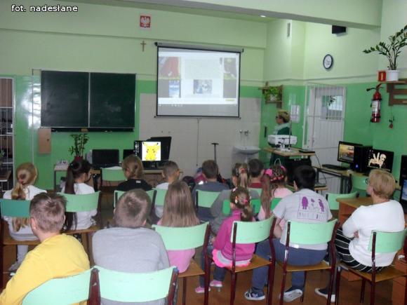Jedynka przejęła czytelniczą sztafetę
