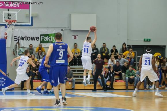 Polfarmex Kutno przegrywa z AZS Koszalin