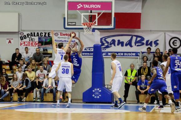 Polfarmex Kutno przegrywa z AZS Koszalin