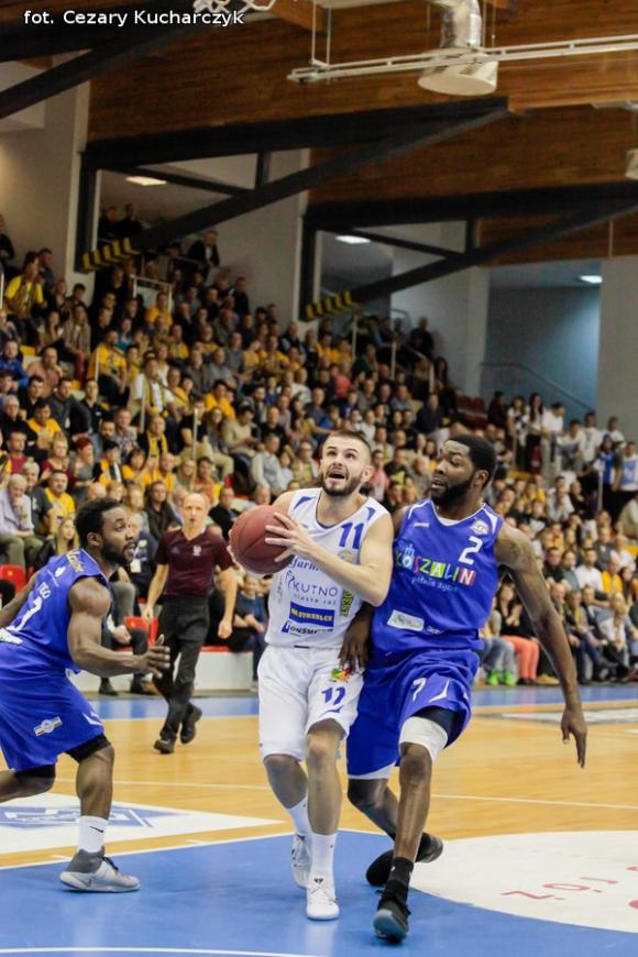 Polfarmex Kutno przegrywa z AZS Koszalin
