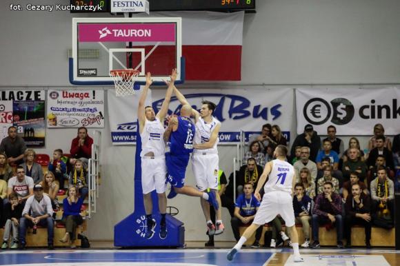 Polfarmex Kutno przegrywa z AZS Koszalin