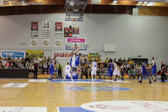 Polfarmex Kutno przegrywa z AZS Koszalin