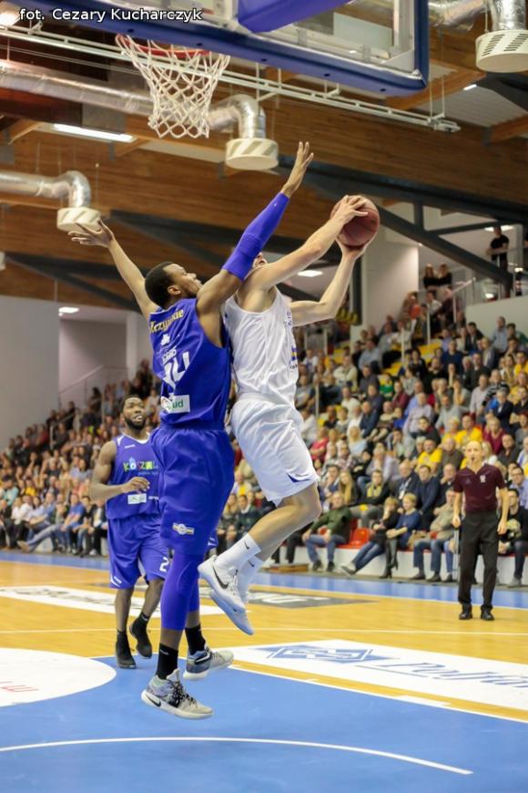 Polfarmex Kutno przegrywa z AZS Koszalin