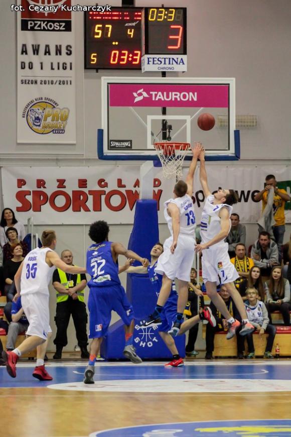 Polfarmex Kutno przegrywa z AZS Koszalin