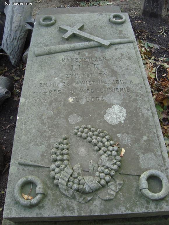 Kwesta TPZK na kutnowskich cmentarzu