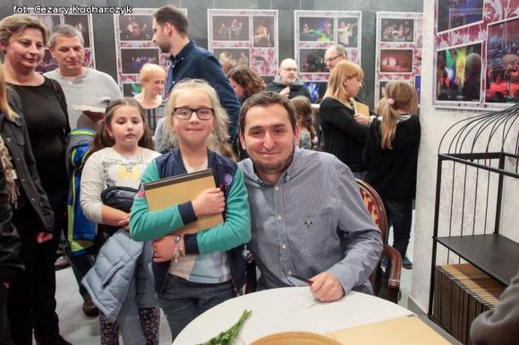 Promocja Albumu naszego Pana od przyrody. I pamiętajcie jeleń nie jest mężem sarny :)