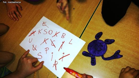 Halloween z Psotnikiem w Świetlicy 6. Bazy