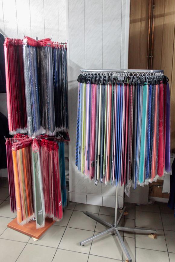 SZYKowny mężczyzna tylko z Salonu Mody przy Placu Wolności w Kutnie