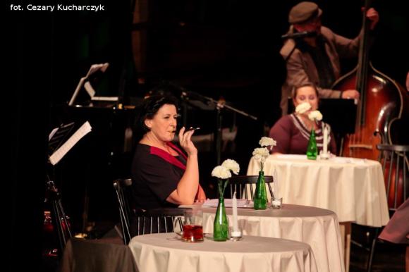 Bo gdzie jeszcze ludziom Tak dobrze jak tu? Tylko we Lwowie!