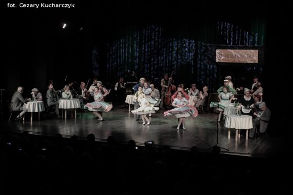 Bo gdzie jeszcze ludziom Tak dobrze jak tu? Tylko we Lwowie!