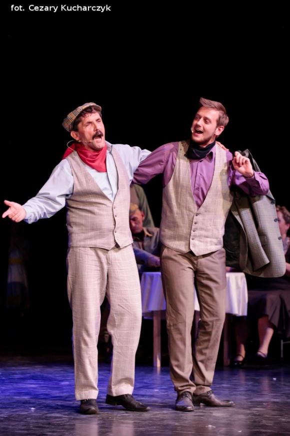 Bo gdzie jeszcze ludziom Tak dobrze jak tu? Tylko we Lwowie!