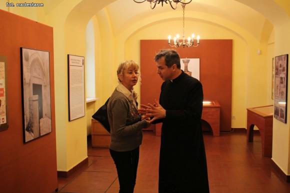 Obejrzyj Skarby Żołnierzy 2 Korpusu Polskich Sił Zbrojnych w krośniewickim muzeum