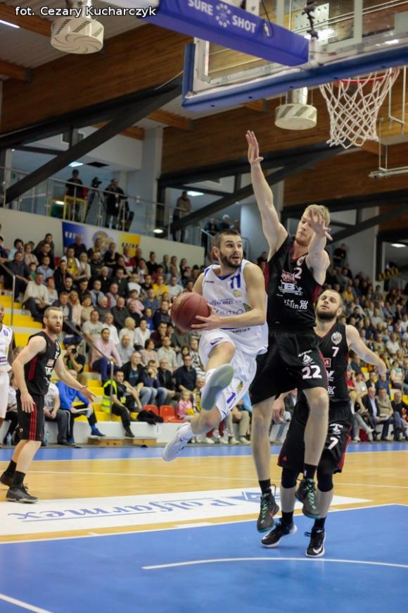 Polfarmex Kutno wygrywa z Lublinem