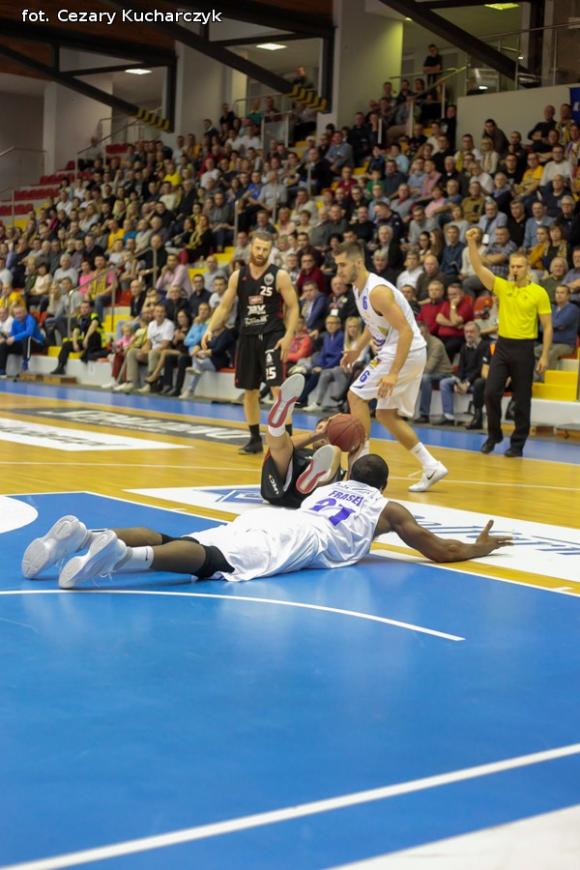 Polfarmex Kutno wygrywa z Lublinem