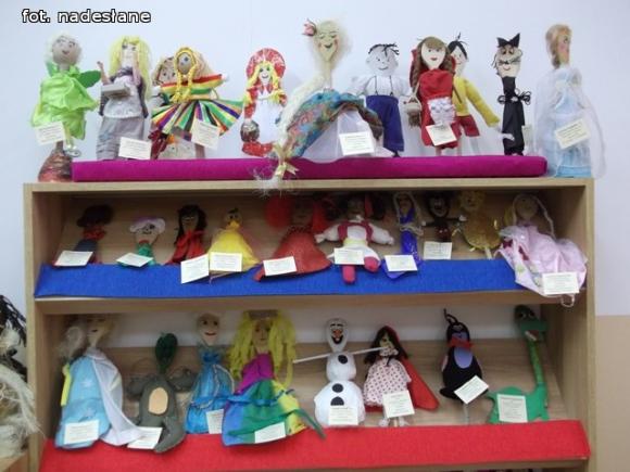 Laureaci konkursu na bajkowe kukiełki wyczarowane z drewnianych łyżek