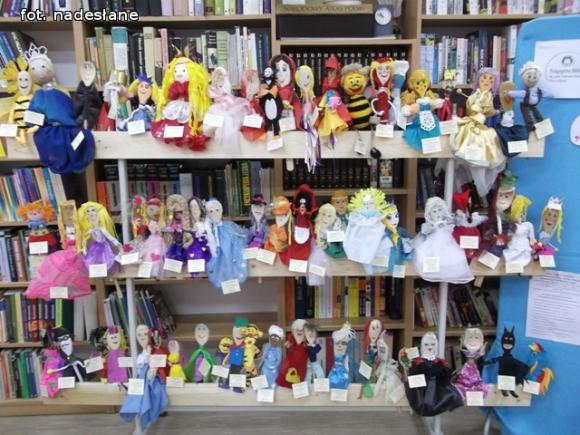 Laureaci konkursu na bajkowe kukiełki wyczarowane z drewnianych łyżek