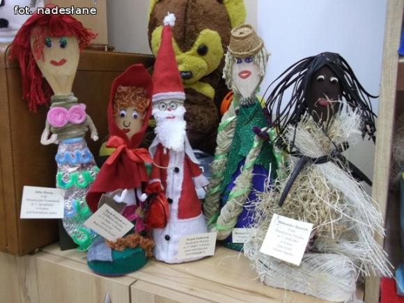 Laureaci konkursu na bajkowe kukiełki wyczarowane z drewnianych łyżek