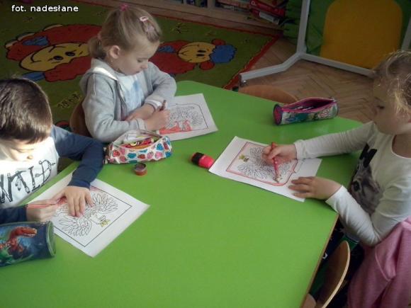Patriotyczne i legionowe pieśni w strzegocińskiej szkole