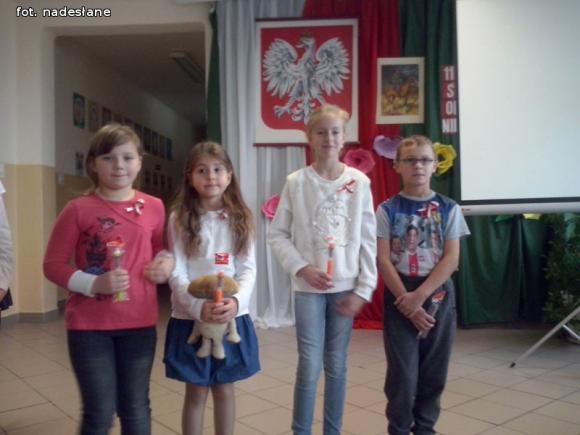 Patriotyczne i legionowe pieśni w strzegocińskiej szkole