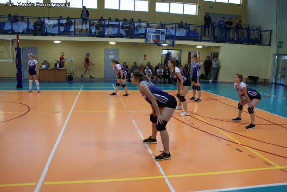 I LO im. J.H. Dąbrowskiego Kutno zwyciężyło w IX Turnieju Niepodległości w Siatkówce Dziewcząt