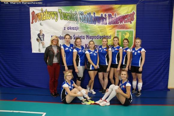 I LO im. J.H. Dąbrowskiego Kutno zwyciężyło w IX Turnieju Niepodległości w Siatkówce Dziewcząt